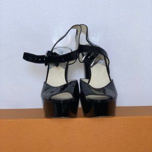 Michael Kors Platforms ✨